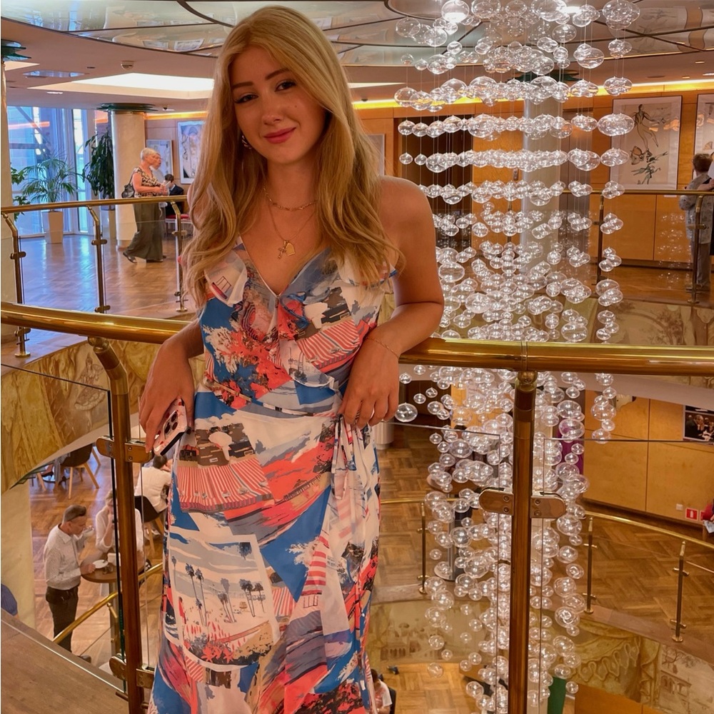 Meet your Posher, Sophia